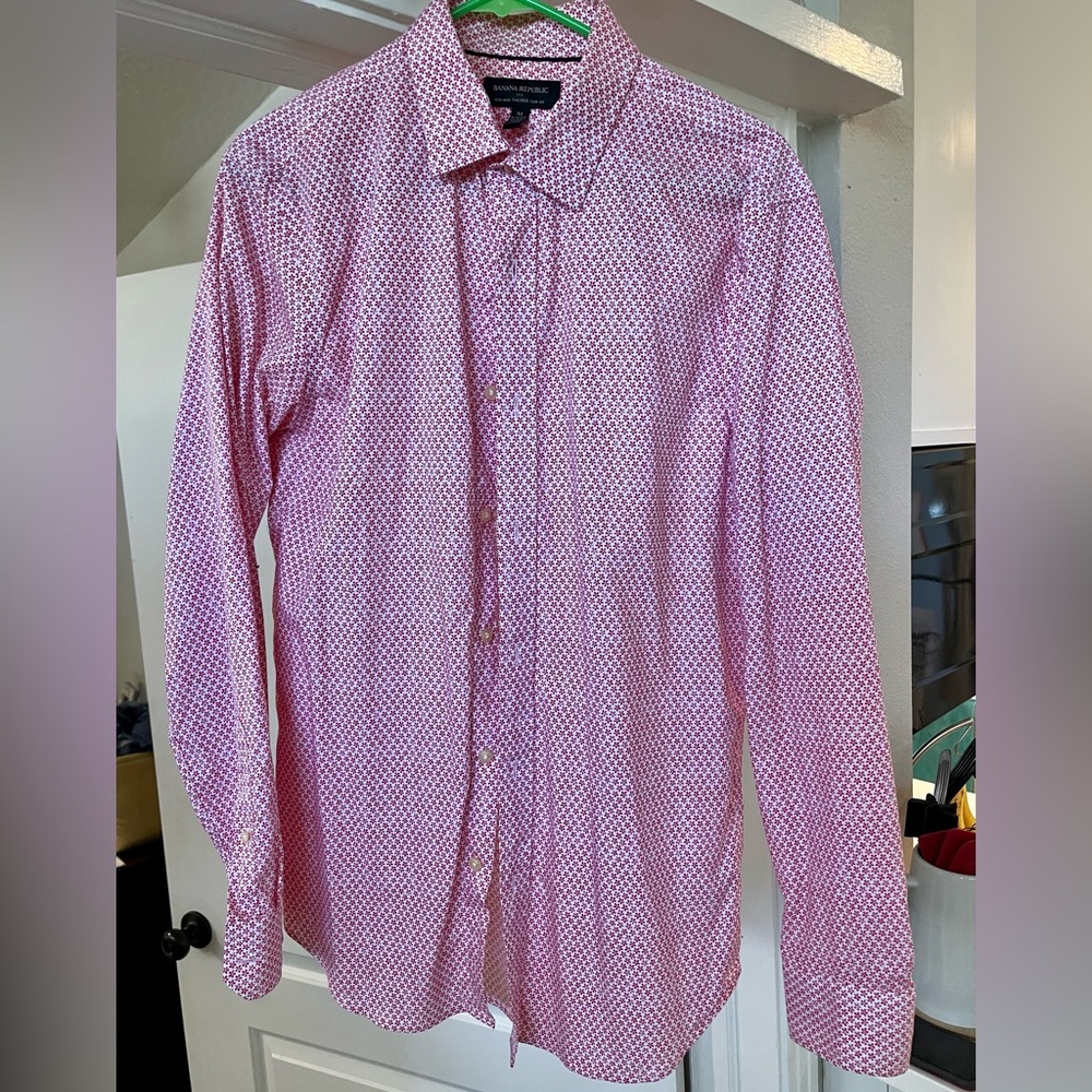 Mens Banana Republic non iron tailor slim fit 15 1/2 long sleeve shirt. Used